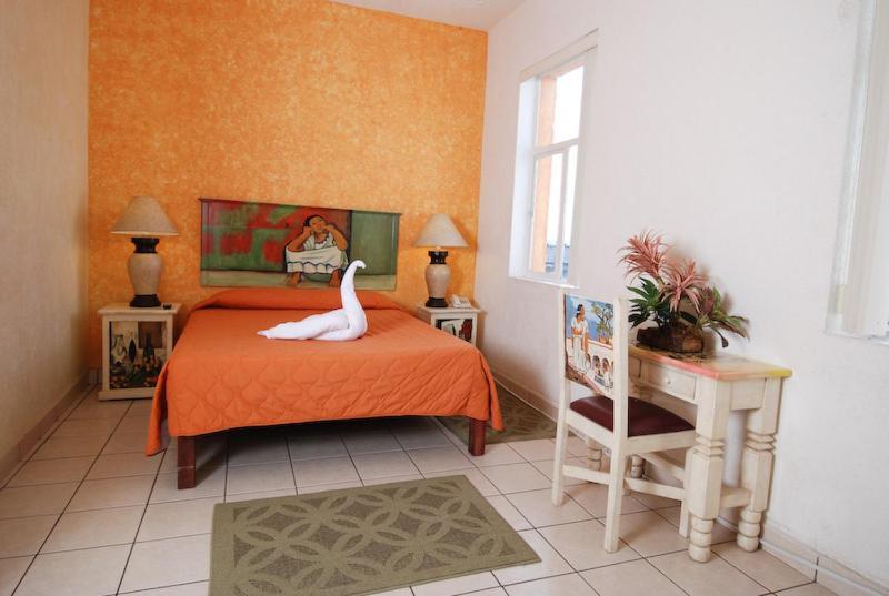 מורליה Hotel & Suites Galeria חדר תמונה